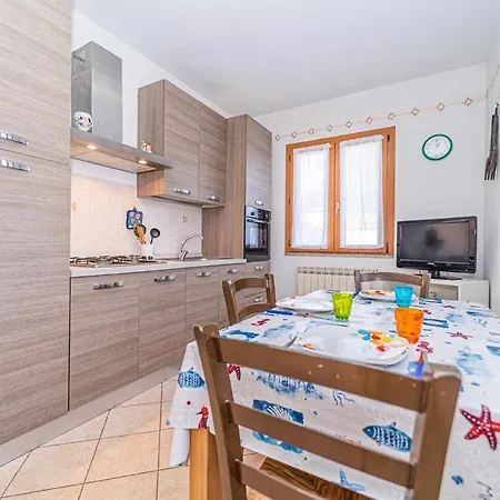 Apartamento Da 2 Fino A 4 Persone Giardino